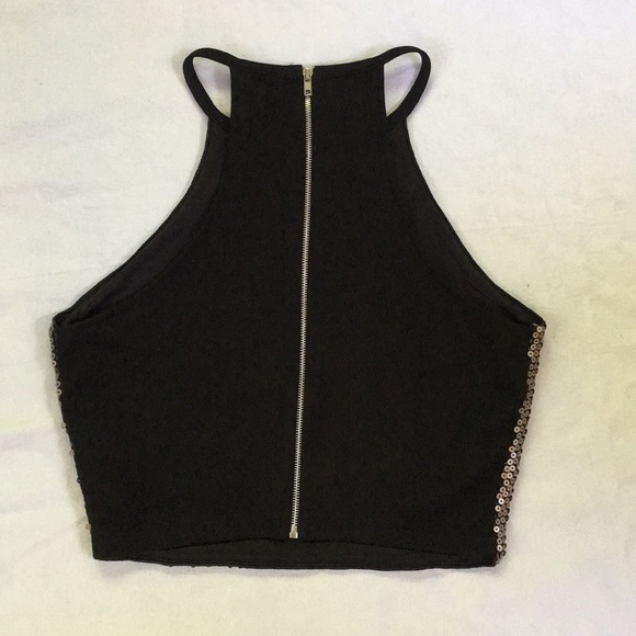 Halter top - Picture 3 of 4